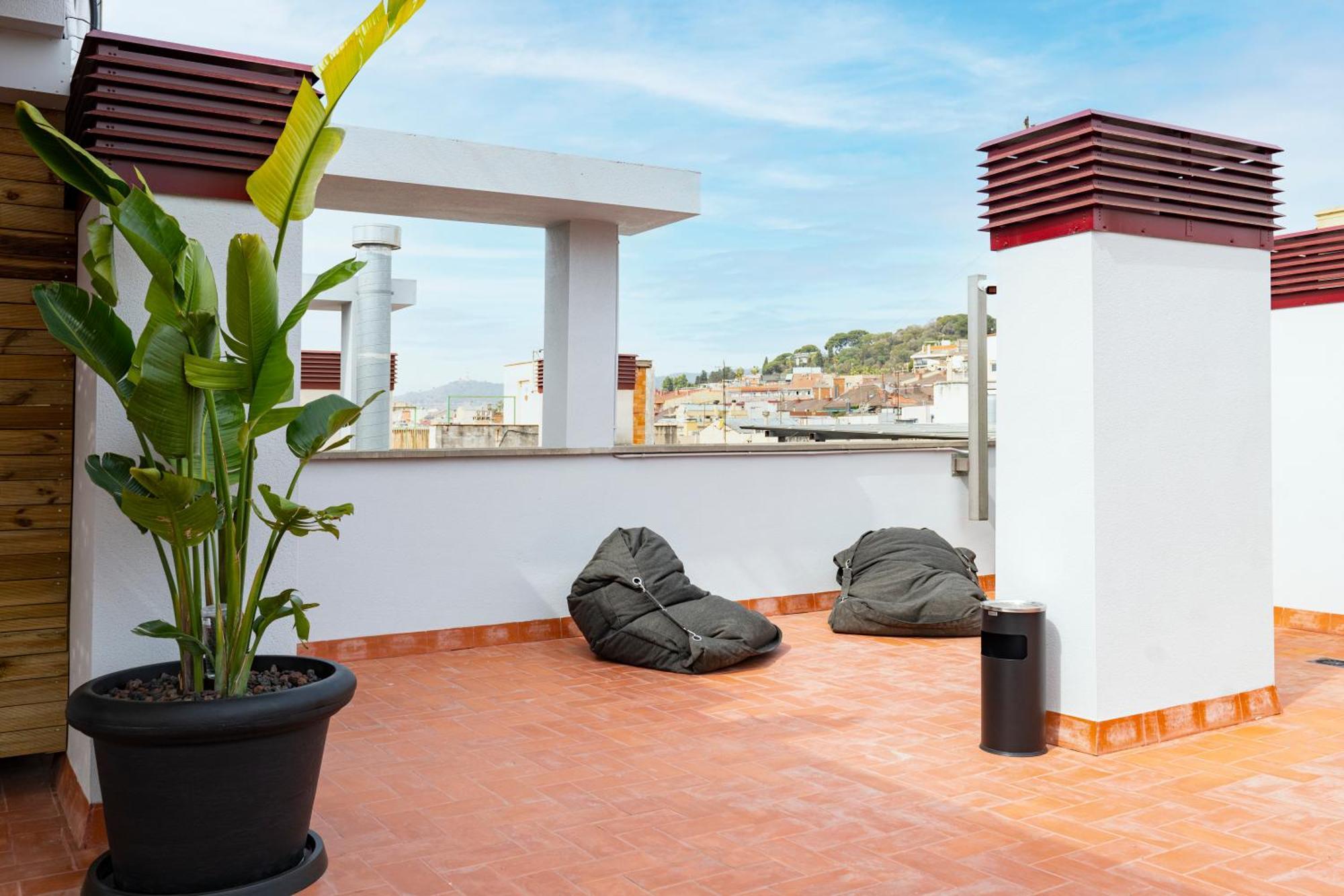 The Orbit Apartments Barcelona Exterior photo